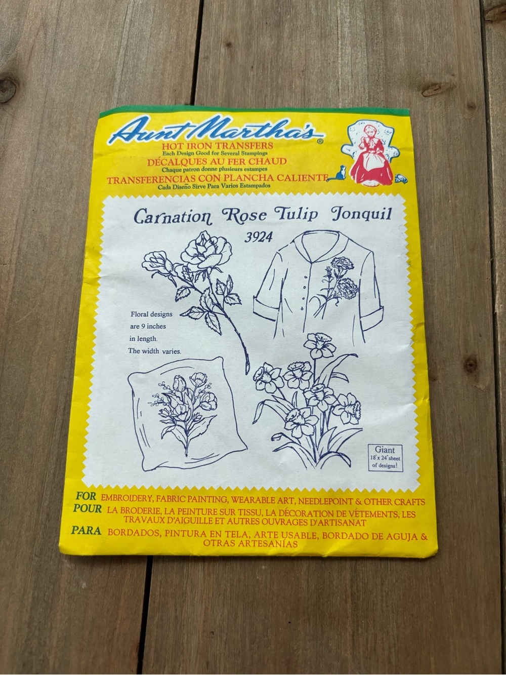 Vintage Aunt Martha's Iron-On Transfers Yellow & White Floral Designs